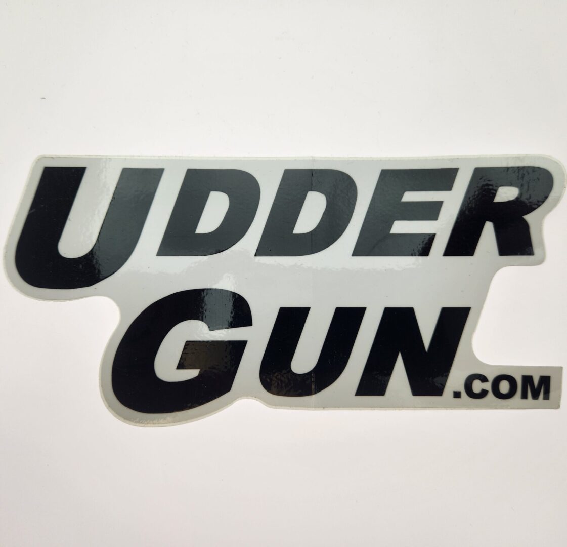 A sticker that says udder gun. Com on it